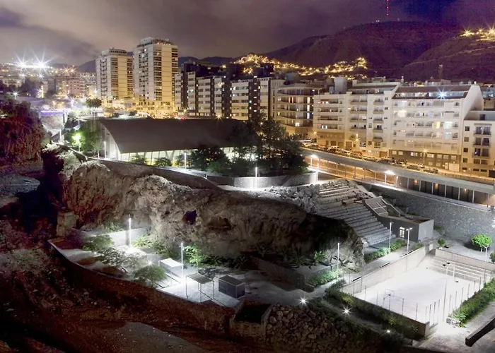 S/c De Tenerife, 1 *