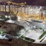 S/c De Tenerife, 1 *